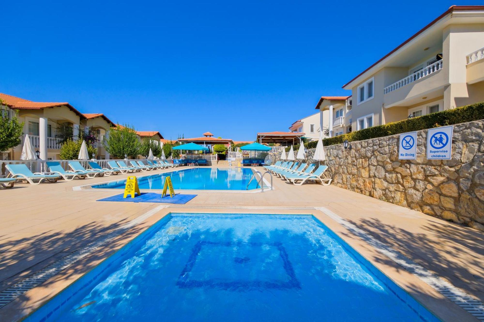 Larimar Suite Hotel โอลลุนเดนิซ ภายนอก รูปภาพ