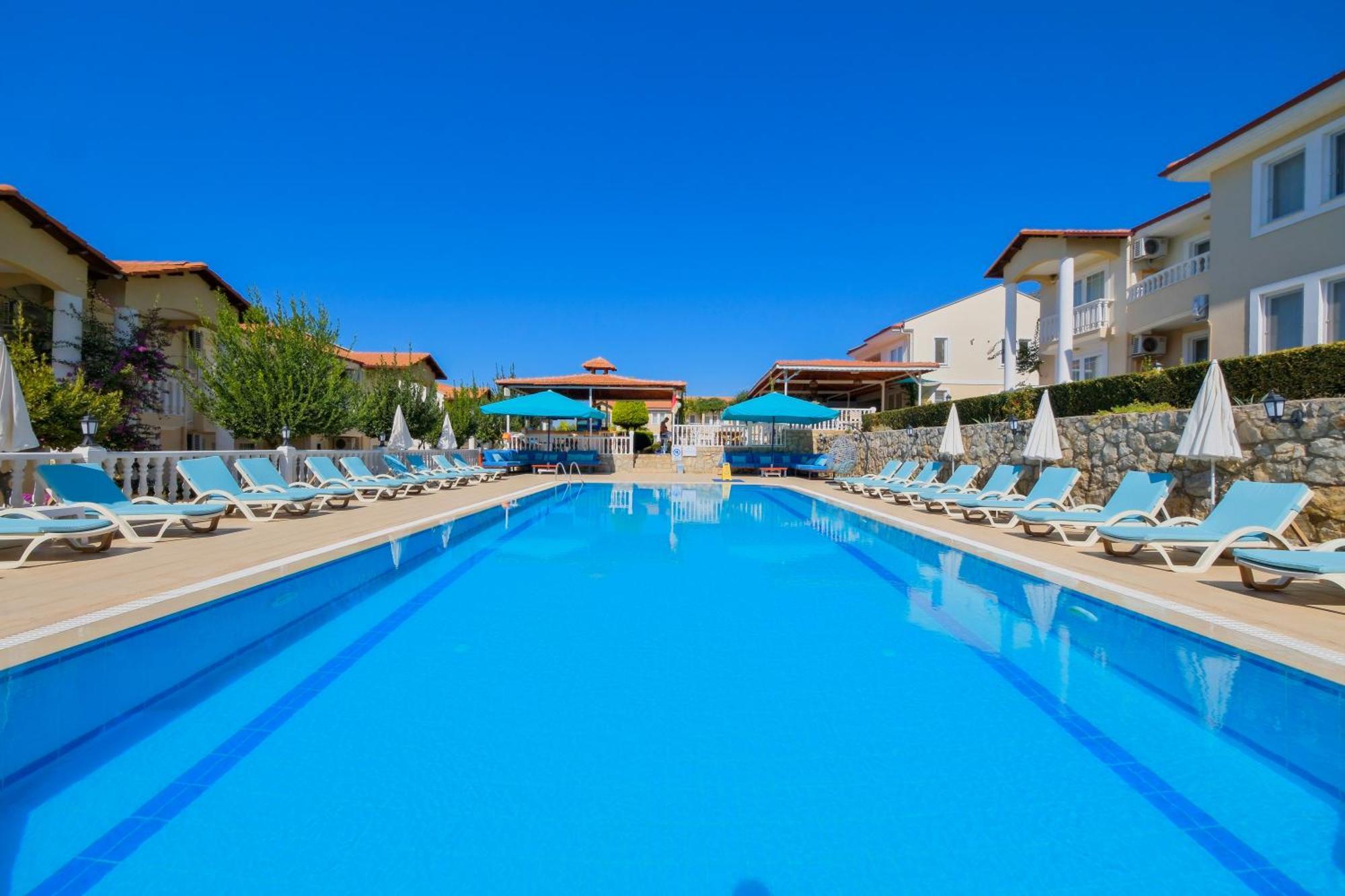 Larimar Suite Hotel โอลลุนเดนิซ ภายนอก รูปภาพ